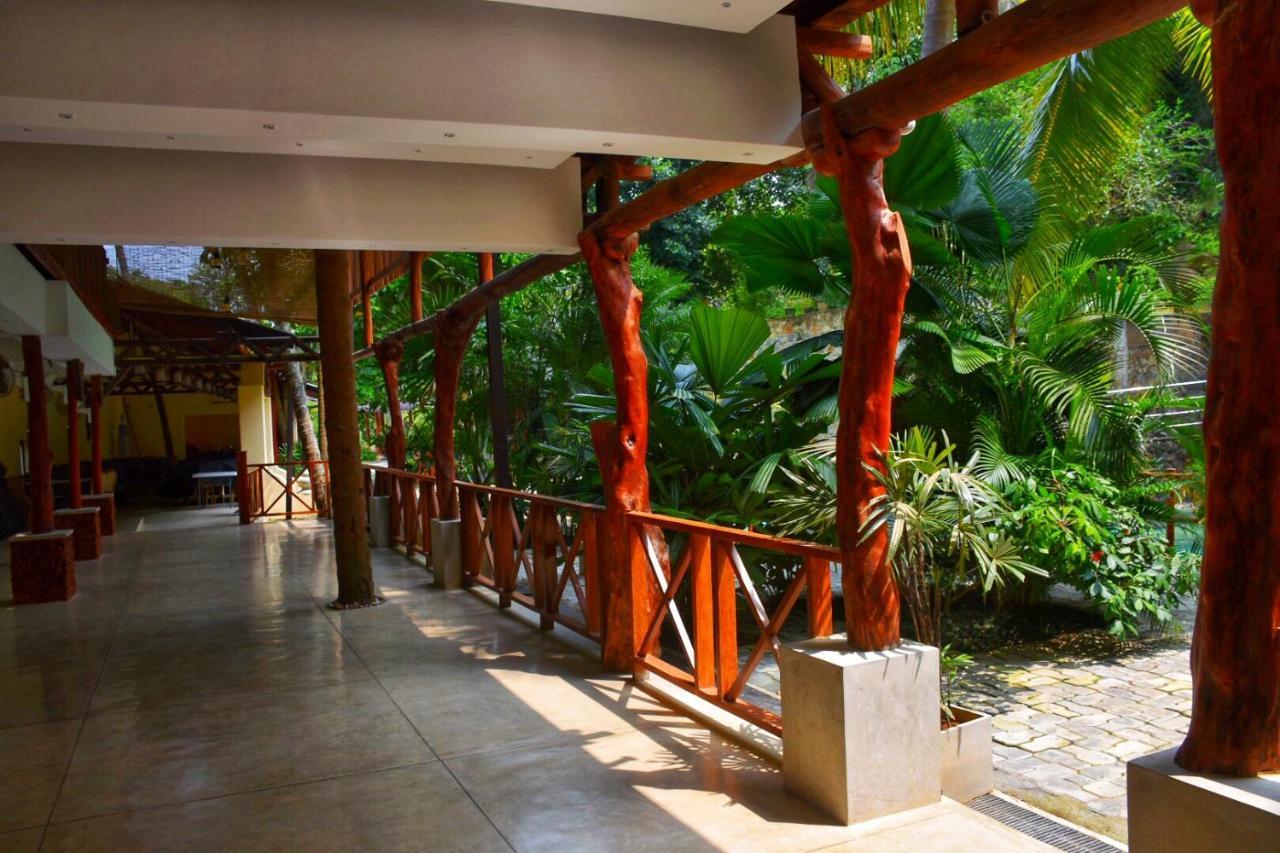 كاندي Udf Nature Villa المظهر الخارجي الصورة