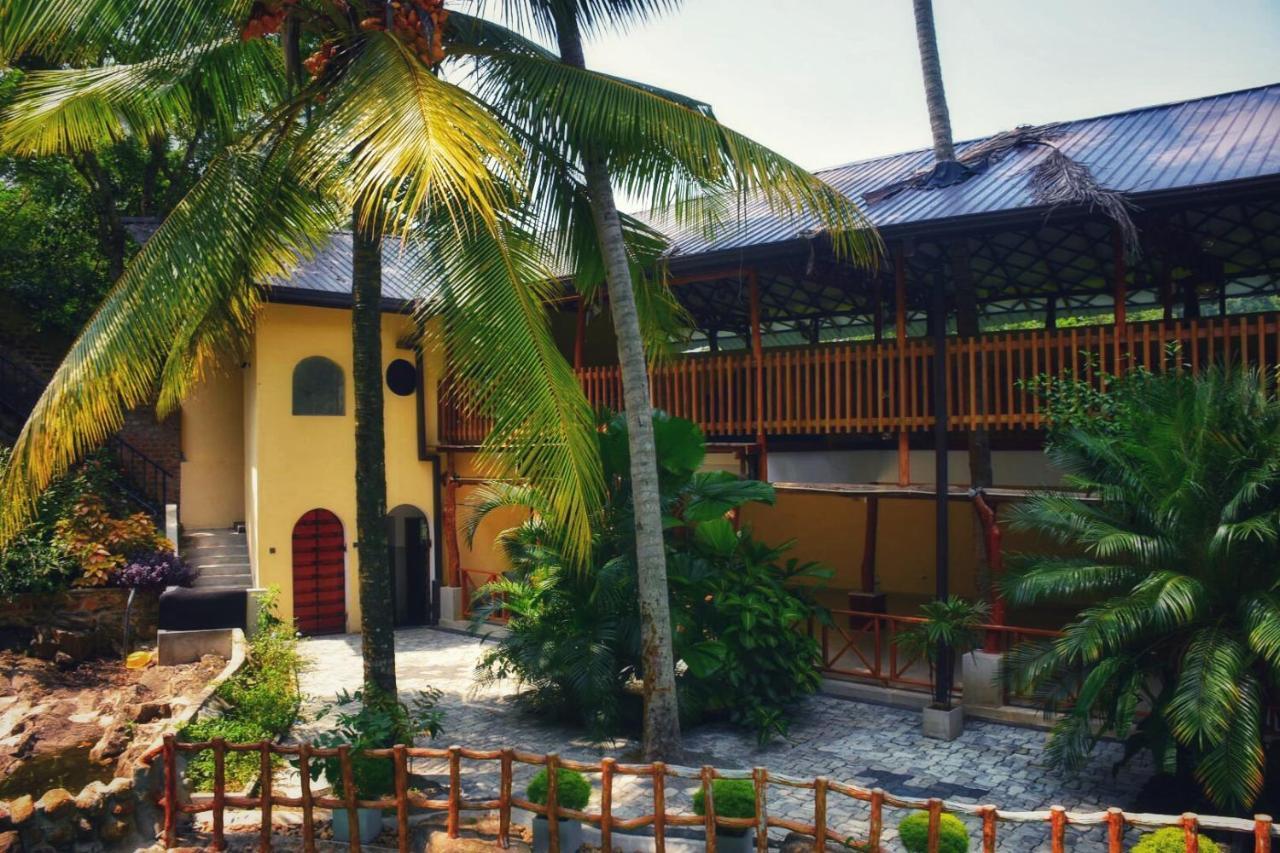كاندي Udf Nature Villa المظهر الخارجي الصورة